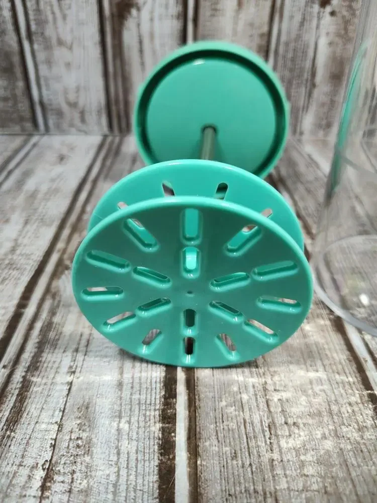 Pampered Chef Whipped Cream Maker Handheld DIY Whipping Cream Dispenser Non-Slip - Picture 8 of 10
